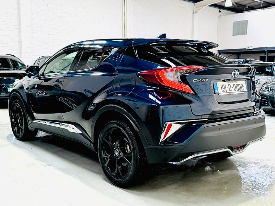 2019 Toyota C-HR - image 8
