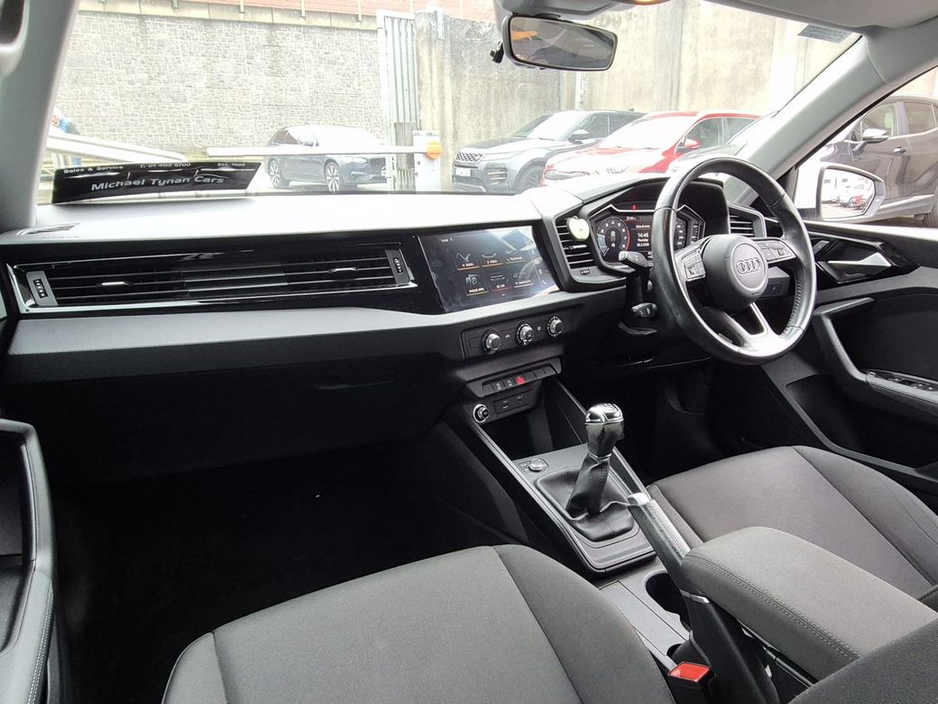 2019 Audi A1 - image 17