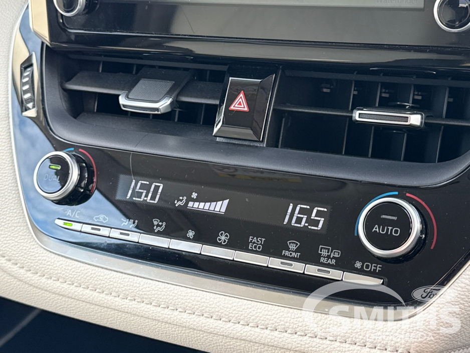 2020 Toyota Corolla - image 19