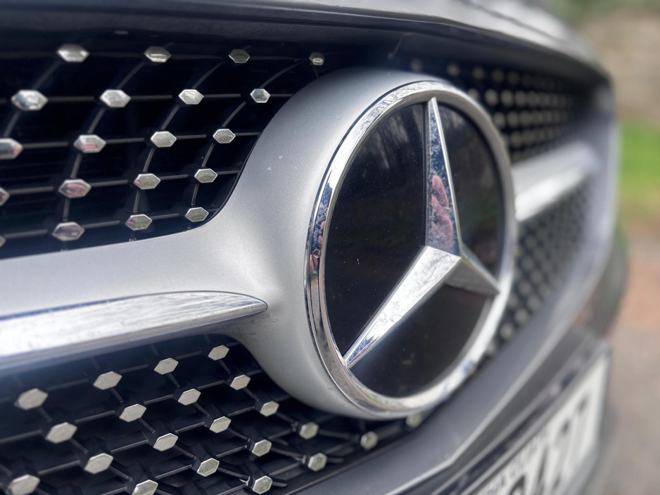 2019 Mercedes-Benz C Class - image 18