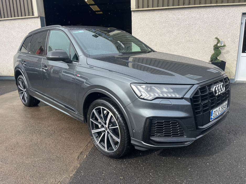 2021 Audi Q7 - image 2