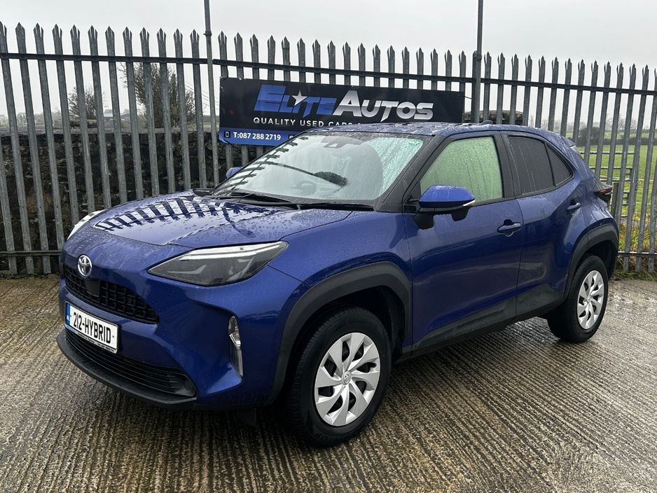 2021 Toyota Yaris Cross - image 2