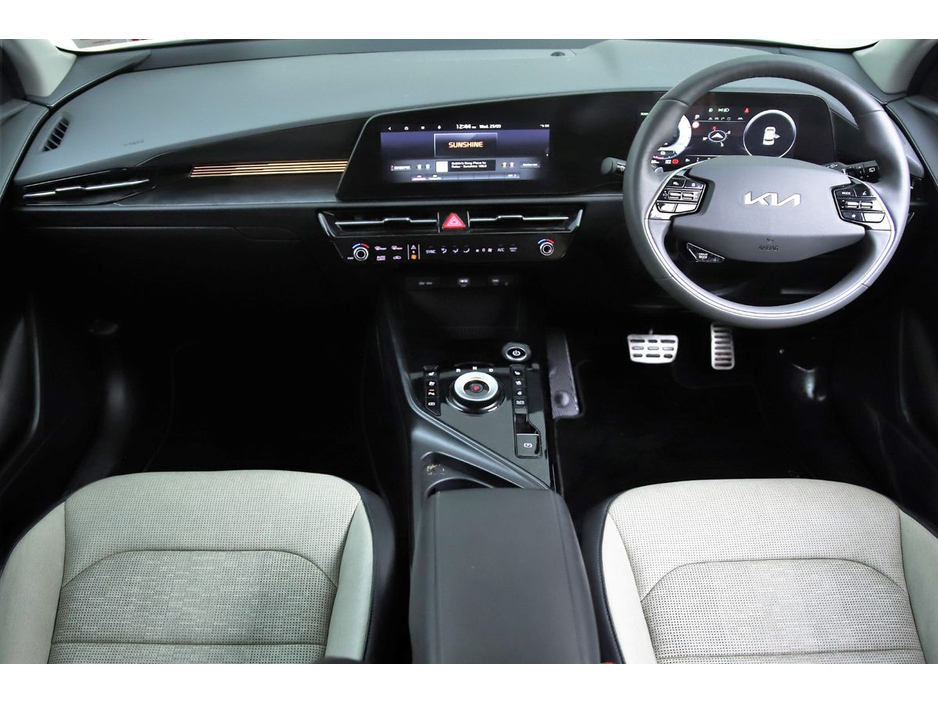 2023 Kia Niro - image 14