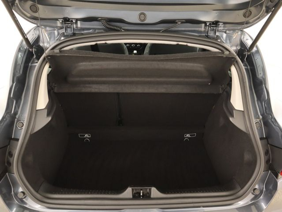 2019 Renault Clio - image 14