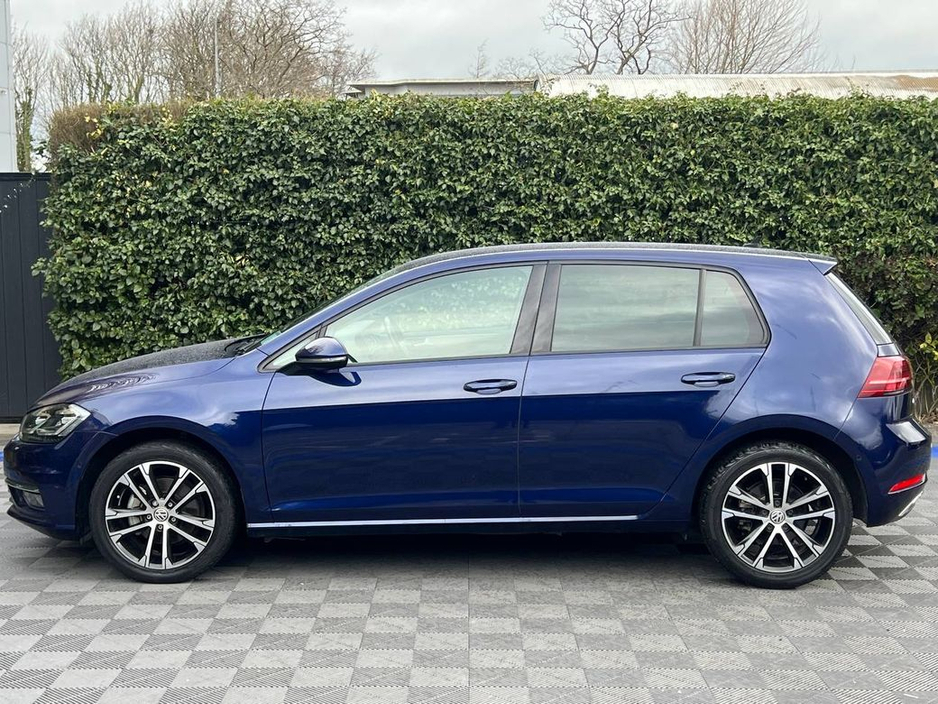 2020 Volkswagen Golf - image 3