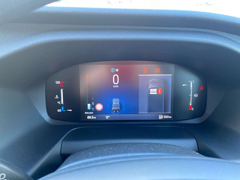 2025 Ford Transit - image 16