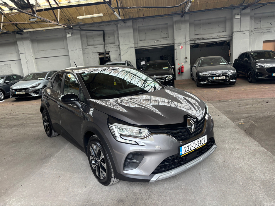 2023 Renault Captur - image 18