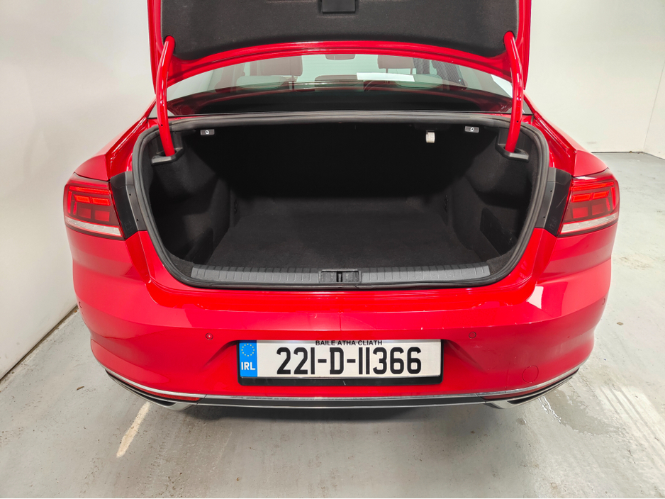 2022 Volkswagen Passat ELEGANCE 2.0 TDI D7F 150 4DR AUTO €25,950