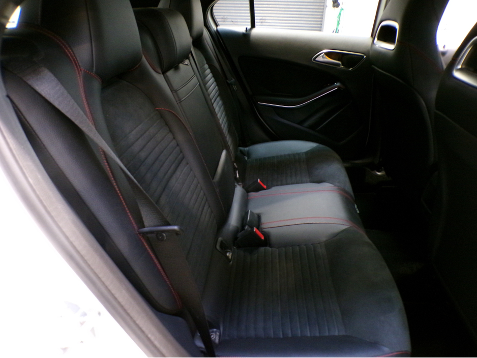 2014 Mercedes-Benz A Class - image 14