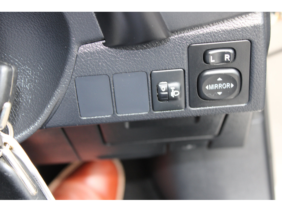 2017 Toyota Corolla - image 20