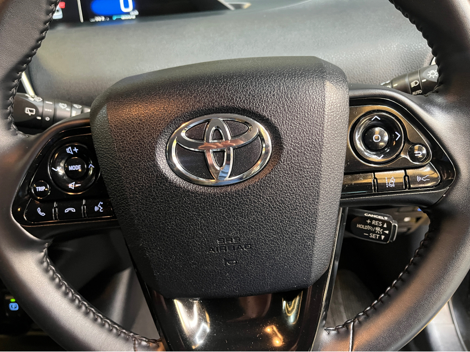 2020 Toyota Prius - image 24