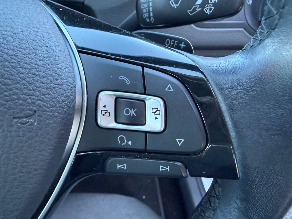 2015 Volkswagen Polo - image 17