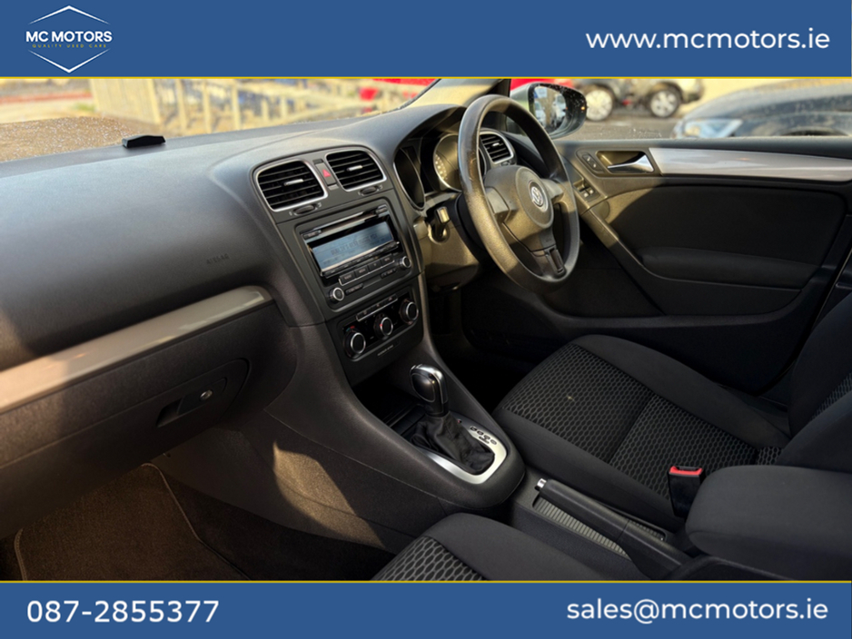 2011 Volkswagen Golf - image 9