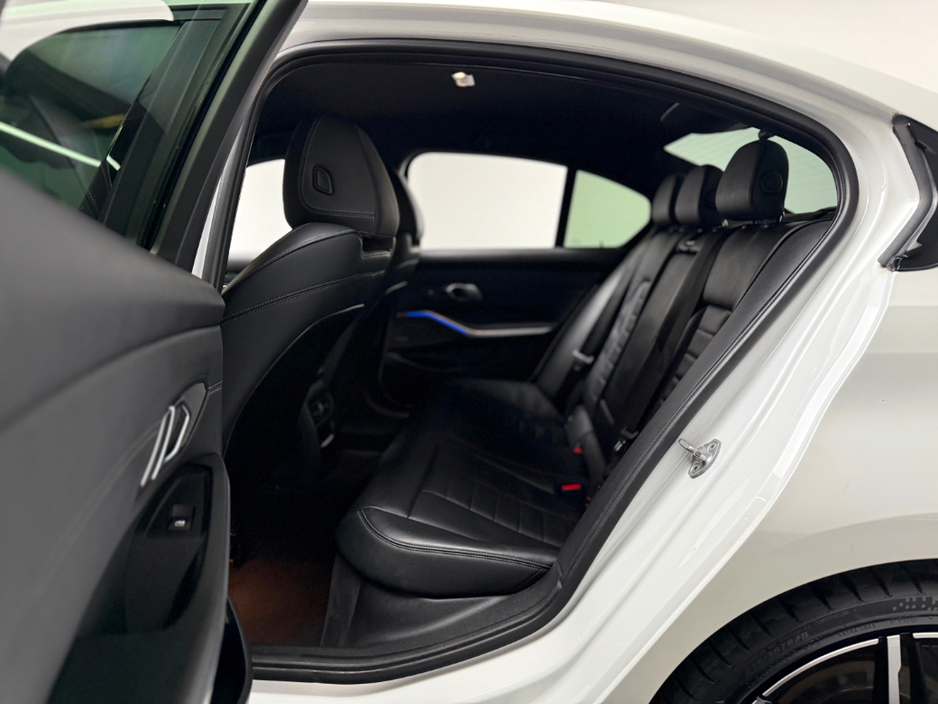 2019 BMW 3 Series 320D M SPORT €27,990