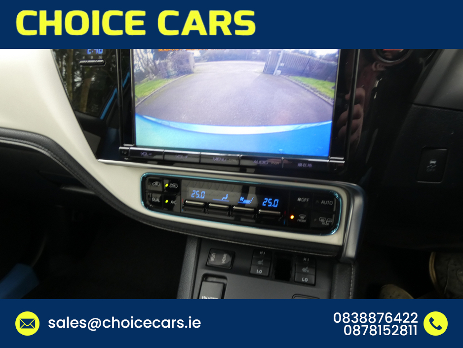 2016 Toyota Auris - image 8