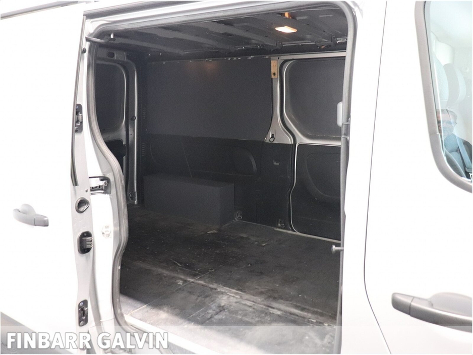 2021 Fiat Talento - image 11