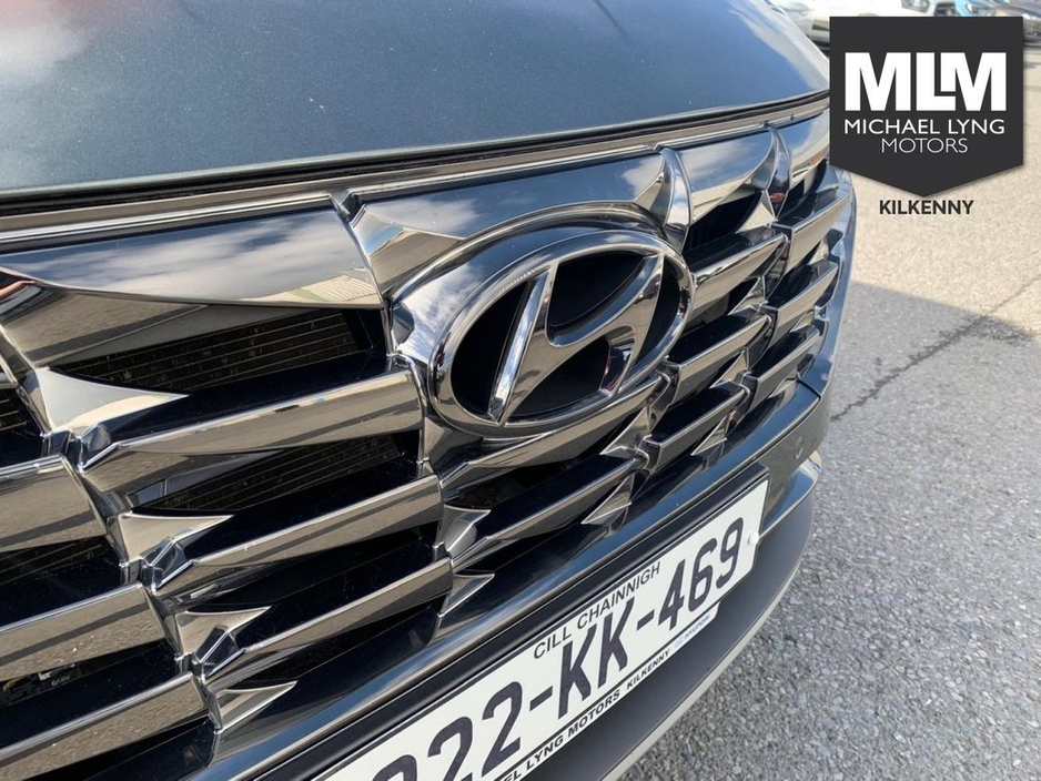 2022 Hyundai Tucson - image 8