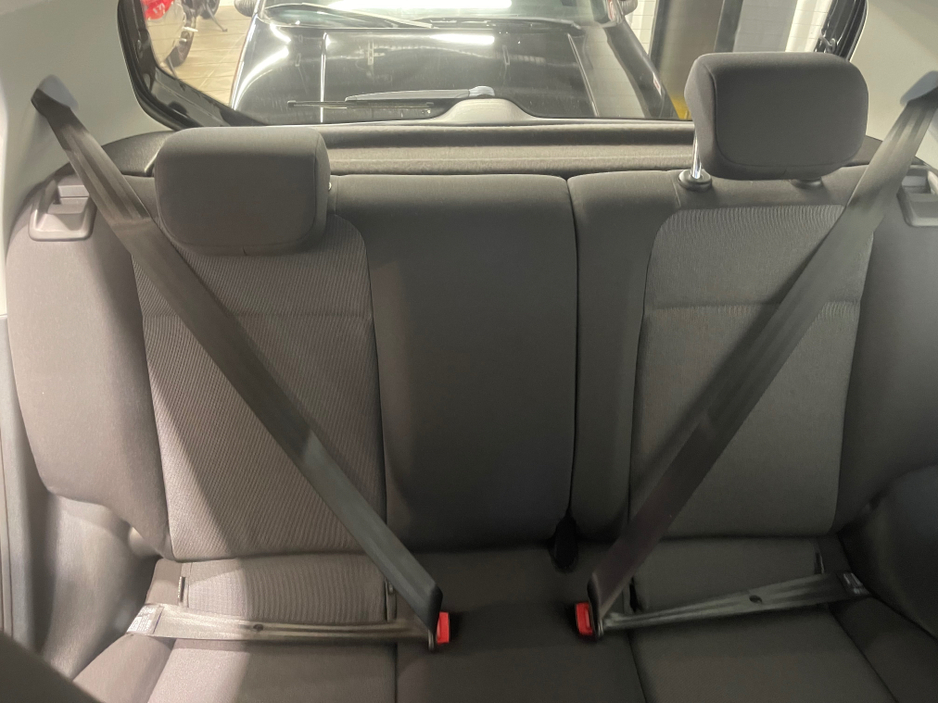 2014 Volkswagen up! - image 15