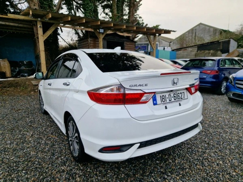 2018 Honda Grace High spec self charging hybrid €15,950