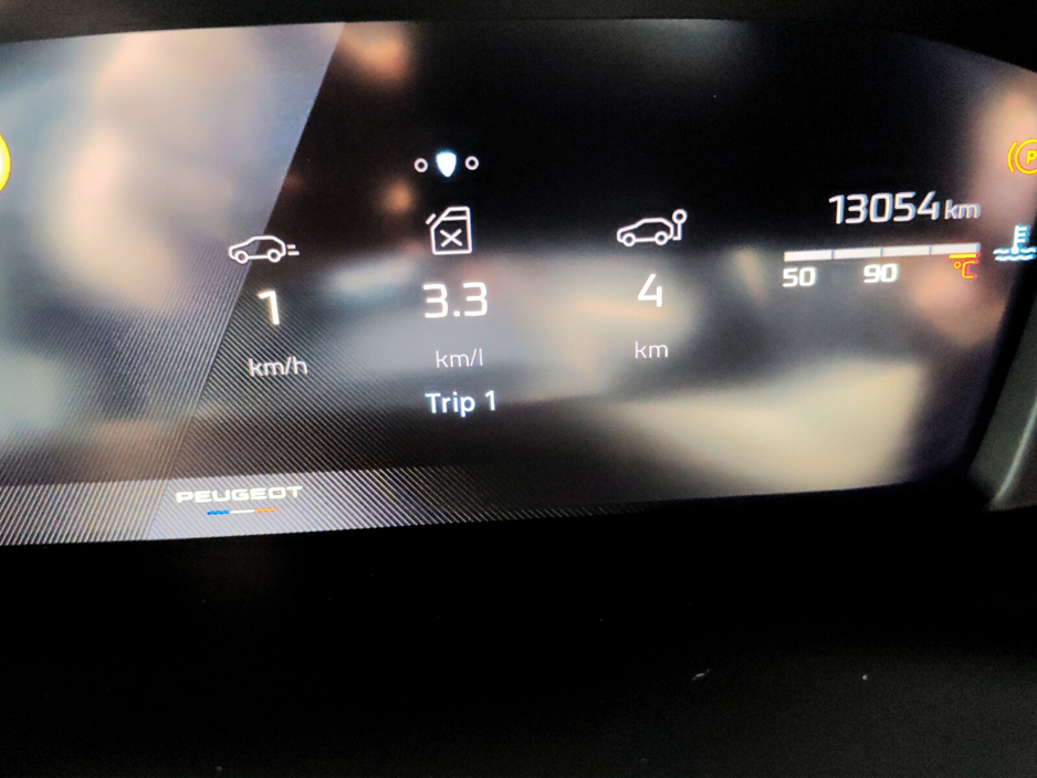 2025 Peugeot 2008 - image 23