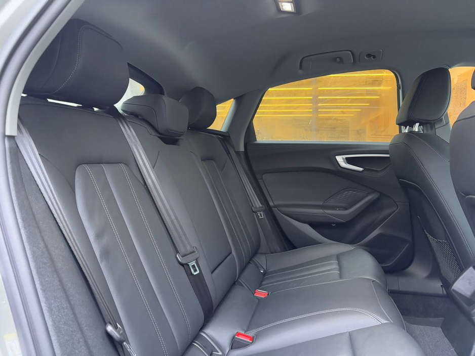 2025 Audi A5 40 TDI 204HP SE S-T €51,888