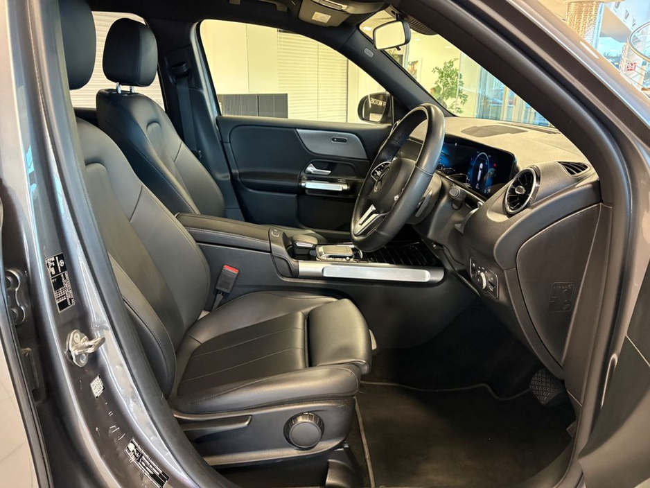 2022 Mercedes-Benz GLB - image 27