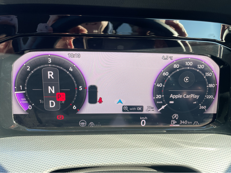 2025 Volkswagen Golf - image 18