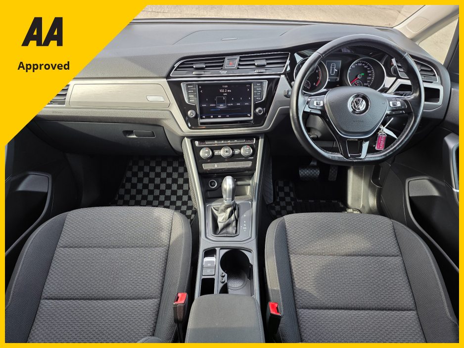 2017 Volkswagen Touran - image 14