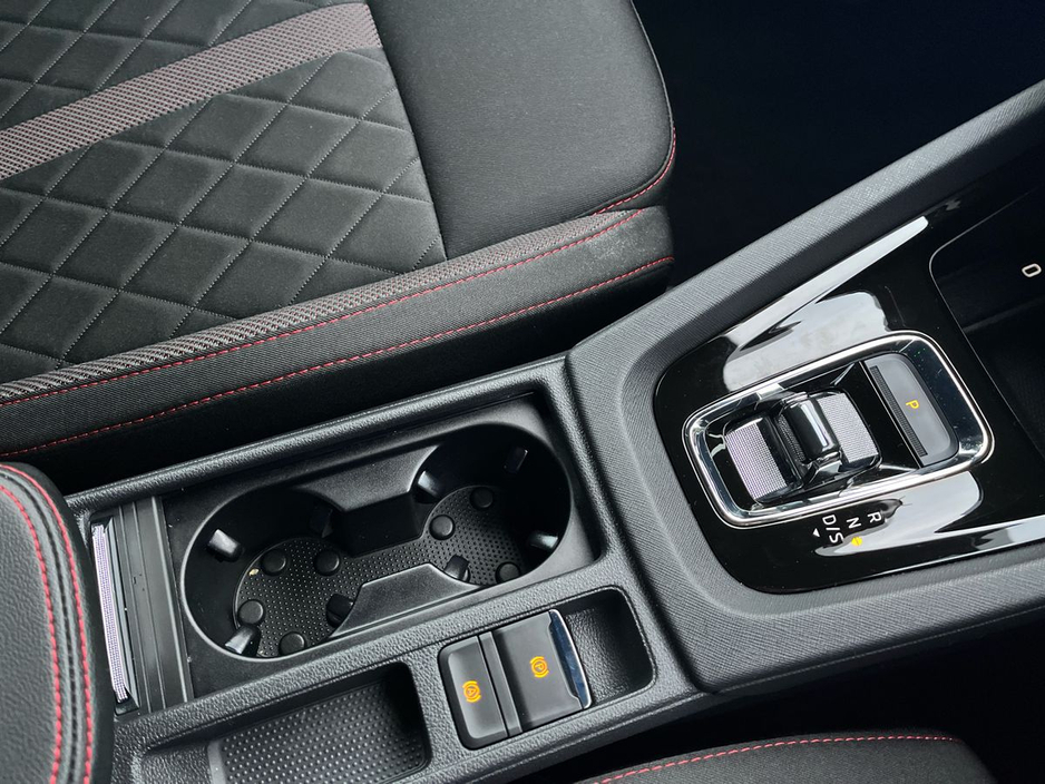 2024 Skoda Octavia - image 19