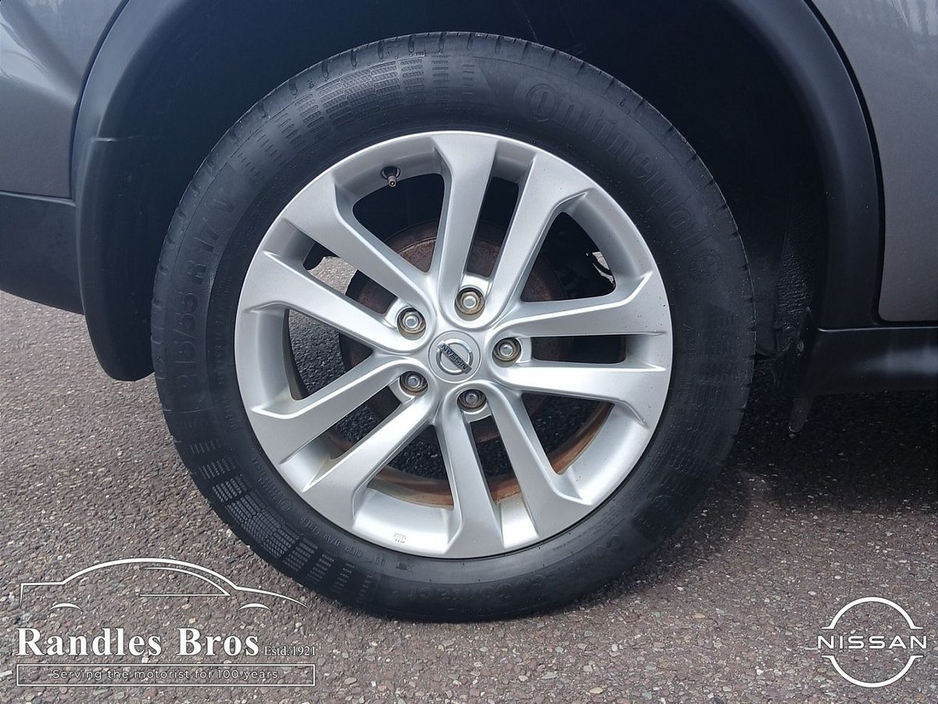 2019 Nissan Juke - image 9