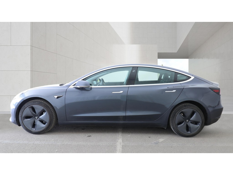 2019 Tesla Model 3 - image 7