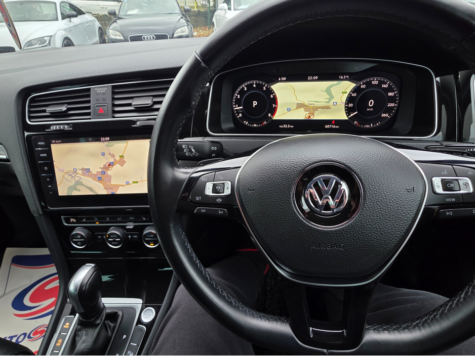 2019 Volkswagen Golf ( 192 REG ) HIGHLINE FULL LEATHER SEATS HEATED ELECTRIC SEATS SAT NAV PACK - VIRTUAL CLOCKS -REVERSE CAMERA - NAVIGATION - CARPLAY - ANDROID AUTO- BLIND SPOT REAR TRAFFIC ASSIST - DISCOVER PRO €22,950