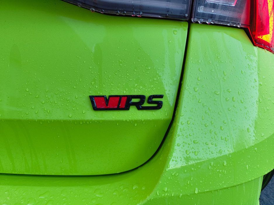 2022 Skoda Octavia - image 12