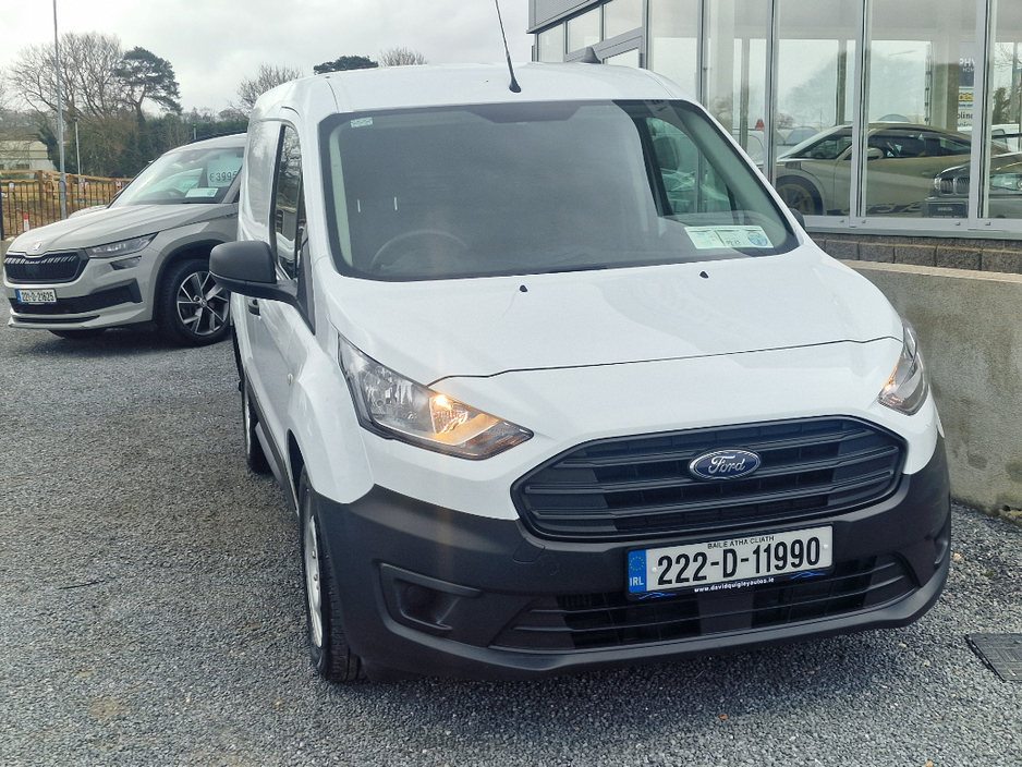 2022 Ford Transit Connect - image 2