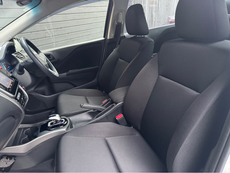 2016 Honda Grace 1.5 HYBRID AUTO €12,495