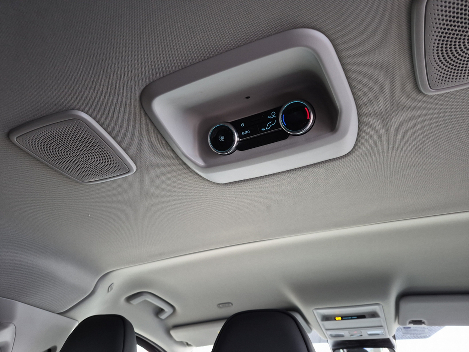 2026 Ford Transit Custom Lowered Floor Wheelchair Access New