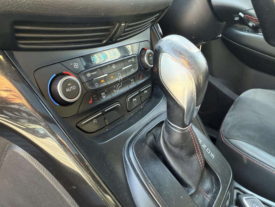 2019 Ford Kuga - image 6