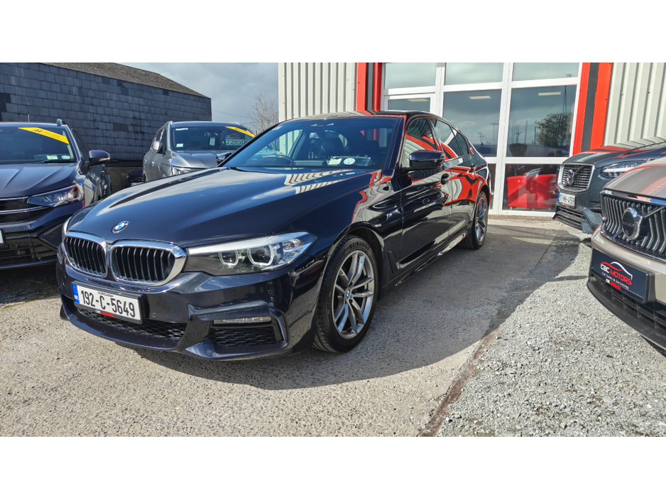 2019 BMW 5 Series - image 5