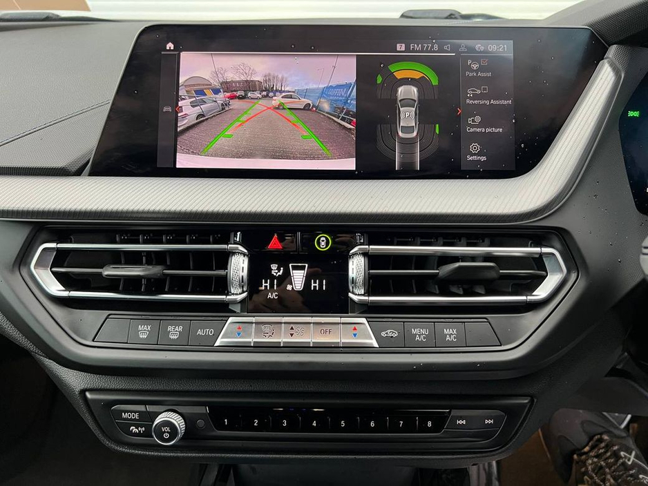 2020 BMW 2 Series 218d M-SPORT 2.0 // VERY LOW MILEAGE // FULL SERVICE HISTORY// AMBIENT LIGHTING PACK €29,900