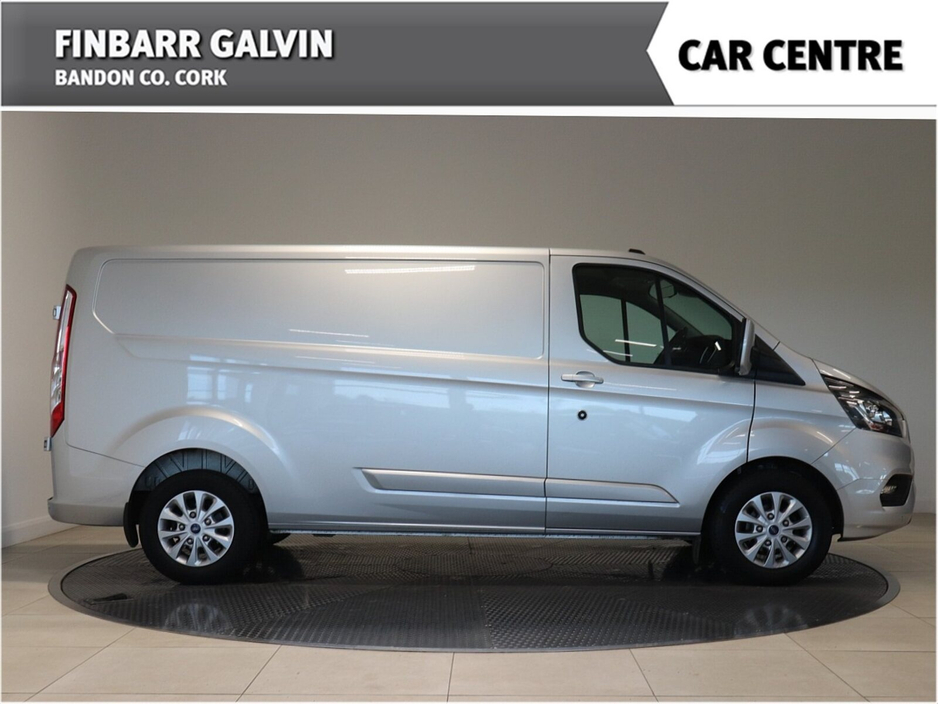 2023 Ford Transit Custom - image 8