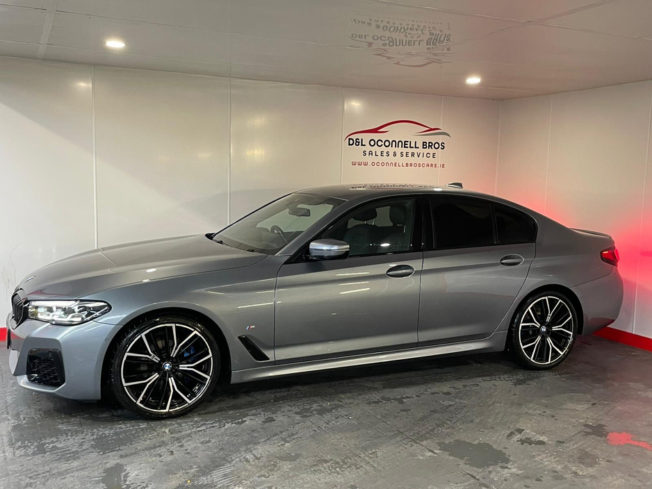 2021 BMW 5 Series - image 8