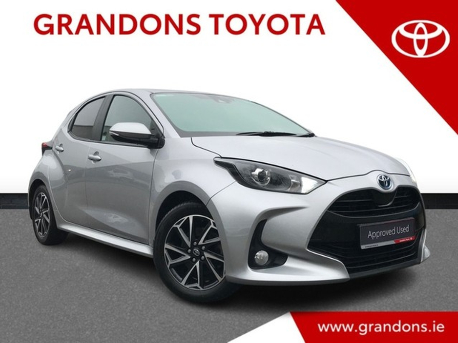2023 Toyota Yaris 1.5 HYBRID L/SPORT - GRANDONS €23,995