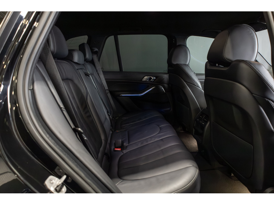 2022 BMW X5 xDrive45e M Sport €62,950