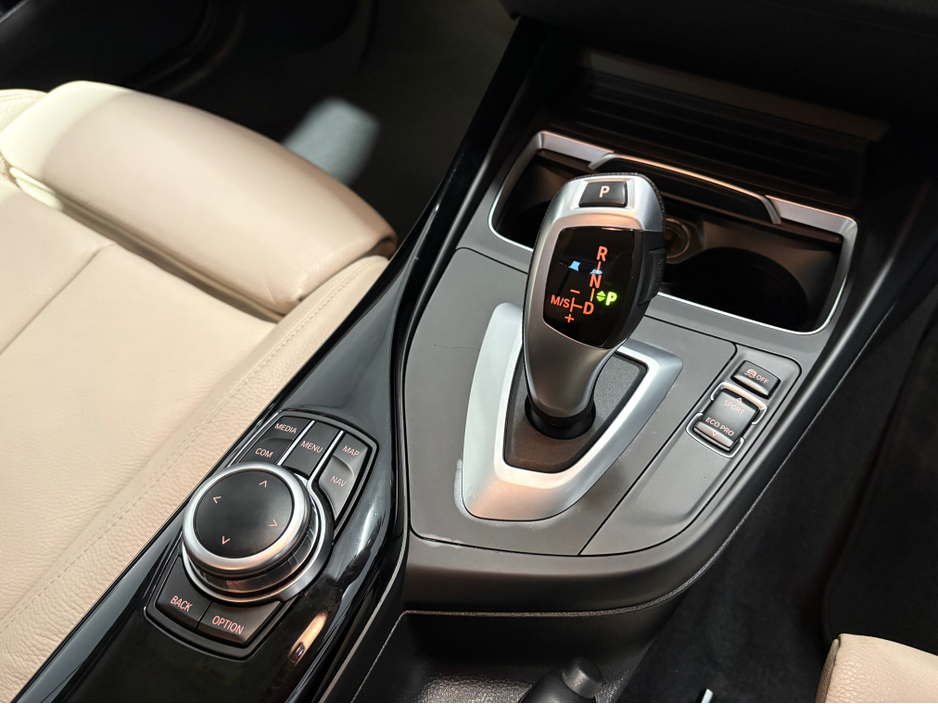 2019 BMW 1 Series 116D SPORT  AUTO - CREAM LEATHER €16,450