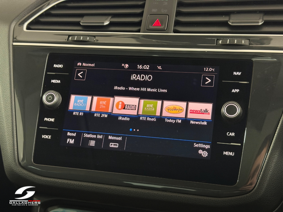 2019 Volkswagen Tiguan - image 38