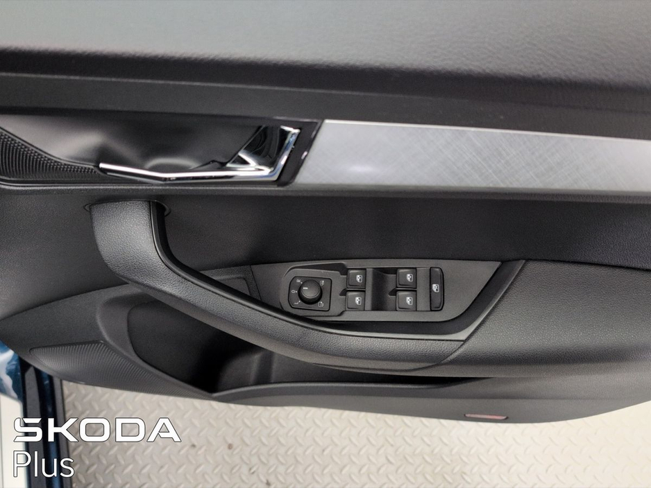 2023 Skoda Karoq AMBITION 2.0TDI 115HP €30,950