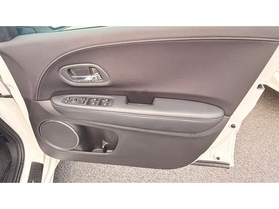 2015 Honda Vezel  €13,700