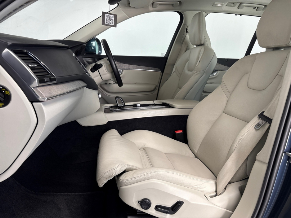 2023 Volvo XC90 T8 PHEV PLUS BRIGHT AWD 7 SEATER**PANORMAIC ROOF**HEATED CREAM LEATHER INTERIOR**MEMORY SEATS**HEATED MULTIFUNCTIONAL STEERING WHEEL**DIGITAL DASH**TOUCHSCREEN APPLE CARPLAY**HARMON KARDON SOUNDSYSTEM €61,995