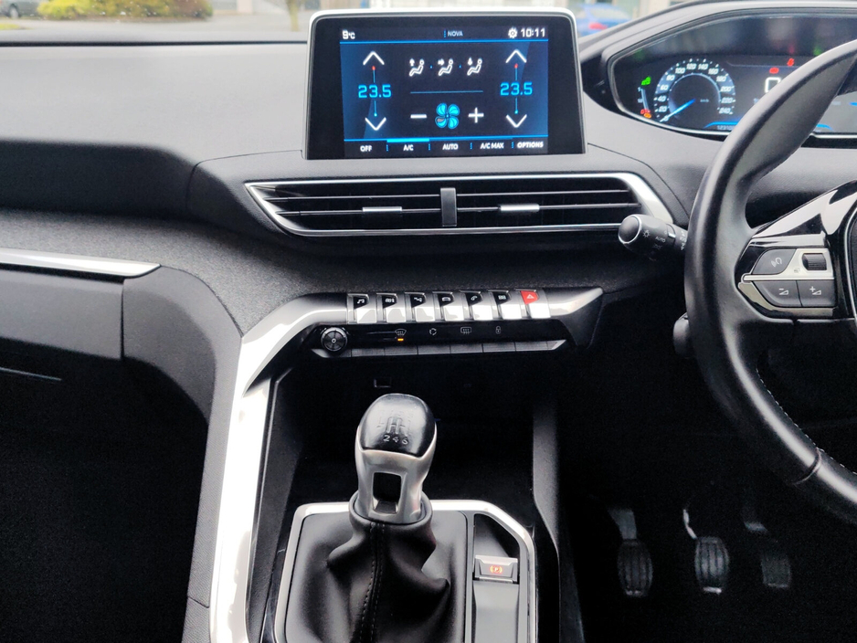 2019 Peugeot 5008 - image 19