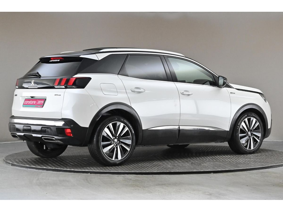2019 Peugeot 3008 - image 10